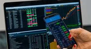 Managerii de fonduri: Cererea ridicată susţine creşterile de la BVB; piaţa are nevoie de noi listări